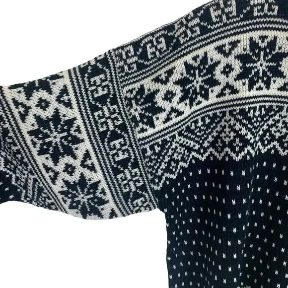 Vintage BOG Sport Men's Black and White Nordic Crewneck Sweater Sz L - Picture 4 of 7